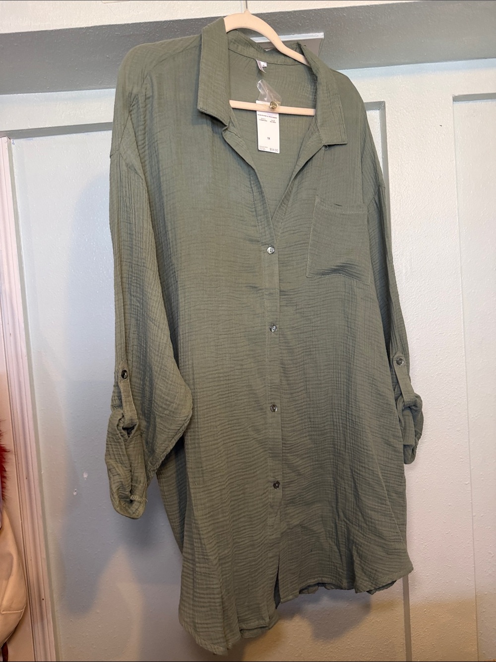 Women’s 100% cotton NWT Relaxed Olive Green Button-Up Shirt